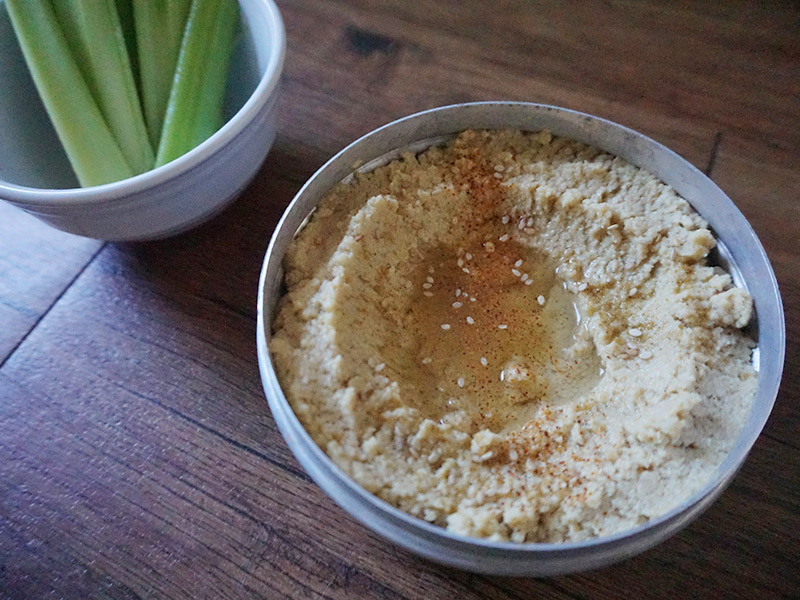 3-Easy-Healthy-Dips-Hummus