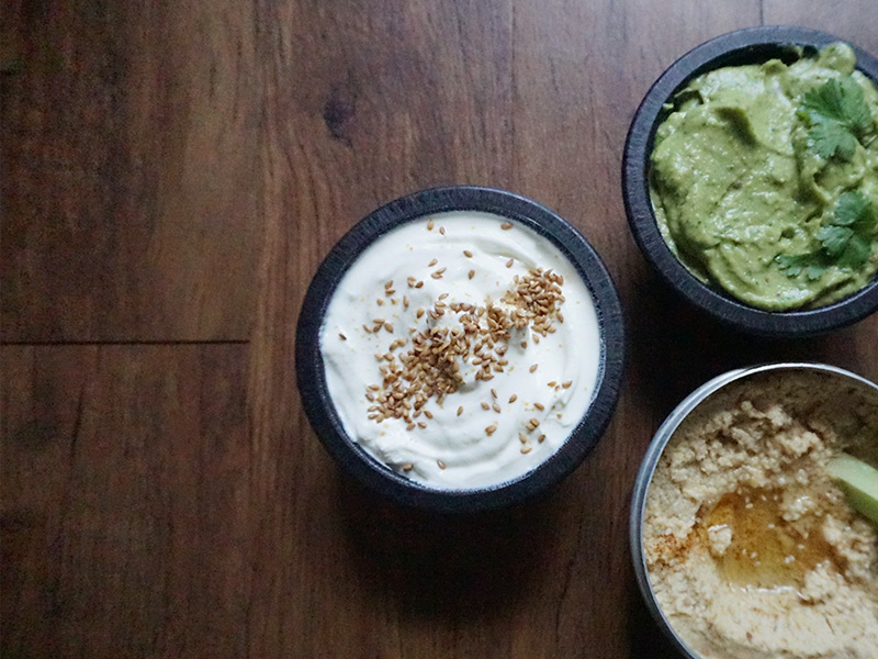 3-Easy-Healthy-Dips-Hummus
